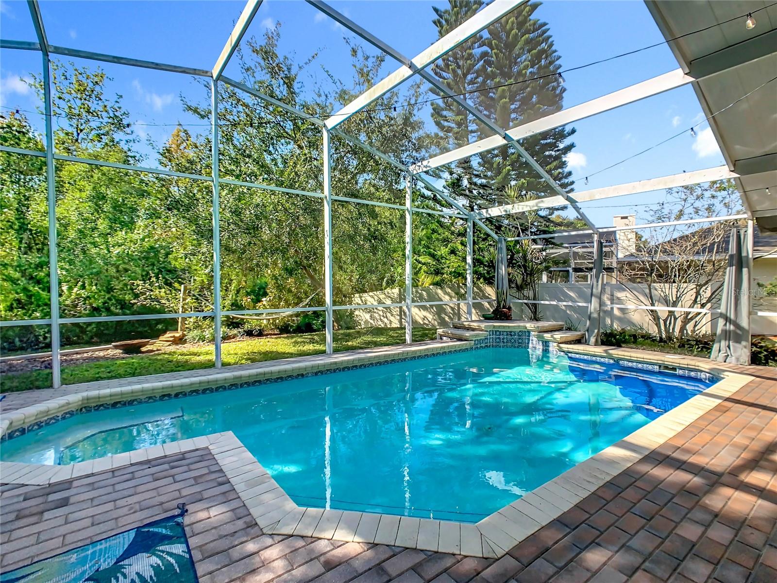 OVERLOOK ESTATES - Residential