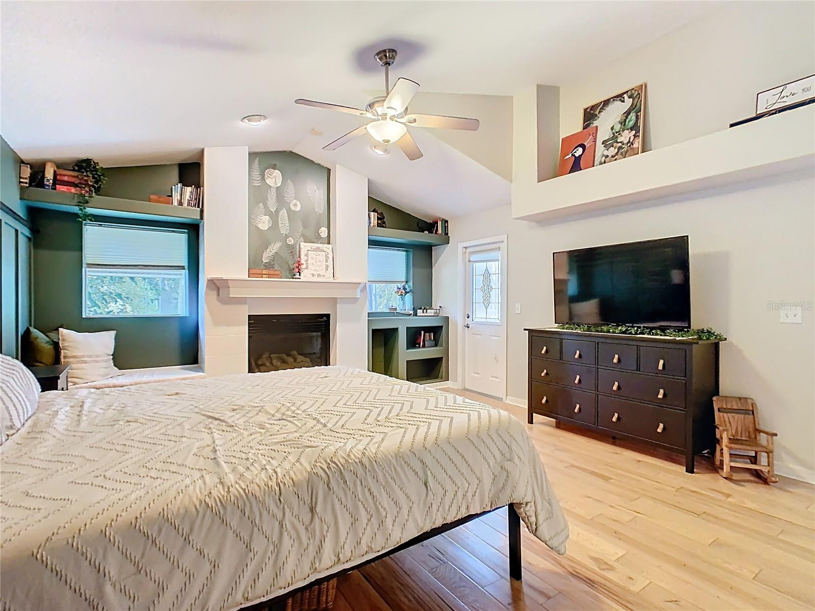 OVERLOOK ESTATES - Residential