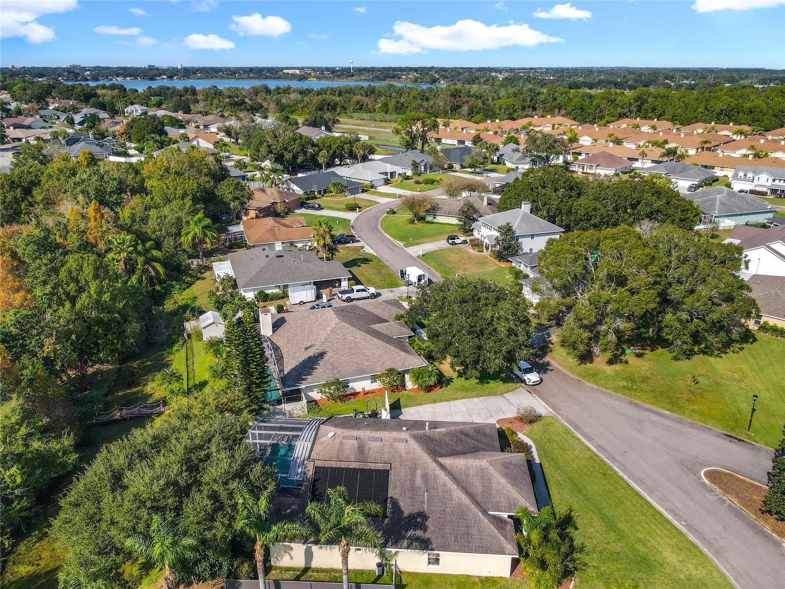 OVERLOOK ESTATES - Residential