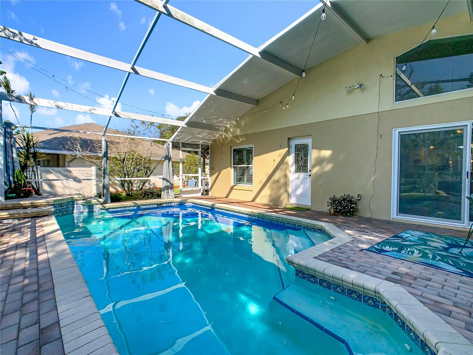 OVERLOOK ESTATES - Residential