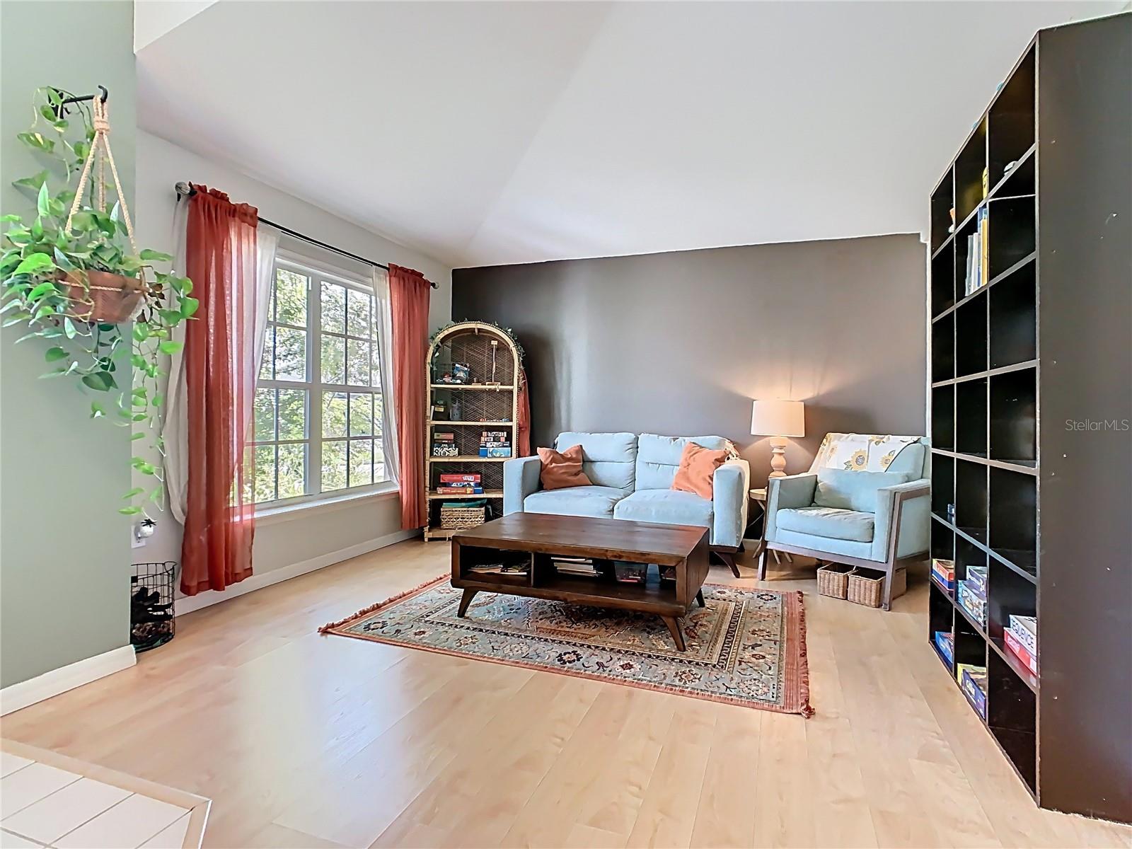 OVERLOOK ESTATES - Residential