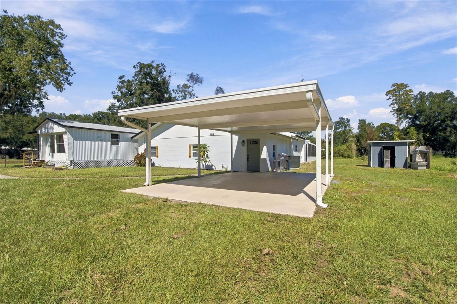 8719 S MEADOWVIEW CIRCLE