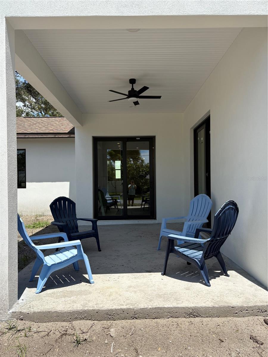 14733 SUNSET DRIVE