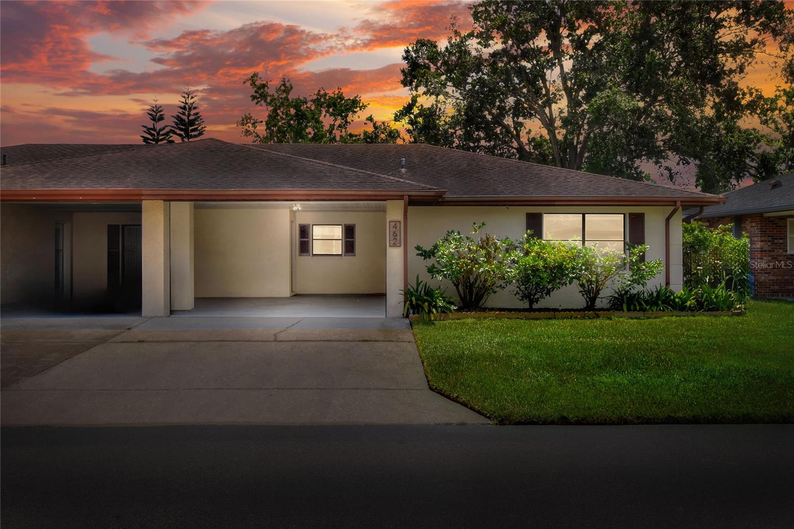 One or more photo(s) has been virtually staged. Lovely 2/2 villa with new vinyl plank floors and fresh paint. Close to Lakeside Village, restaurants, and several top-notch medical facilities. The low $235 monthly fee covers cable tv, internet, heated community pool, fitness room, tennis court, fishing,
lawn maintenance, irrigation, water, sewer., and trash. Community clubhouse available for social activities. Roof replaced in 2014, 3-ton heat- pump AC in 2021, hot water heater in 2023., extra attic insulation, and three solar tube lights. Kitchen has upgraded counter tops and kitchen sink. Inside laundry room includes a laundry tub and the washer and dryer!