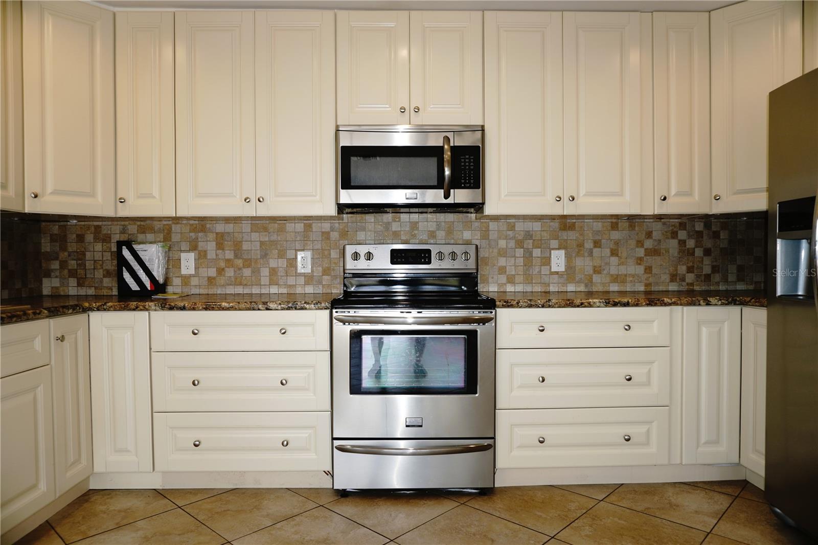 TAHITIAN GARDENS CONDO - Residential