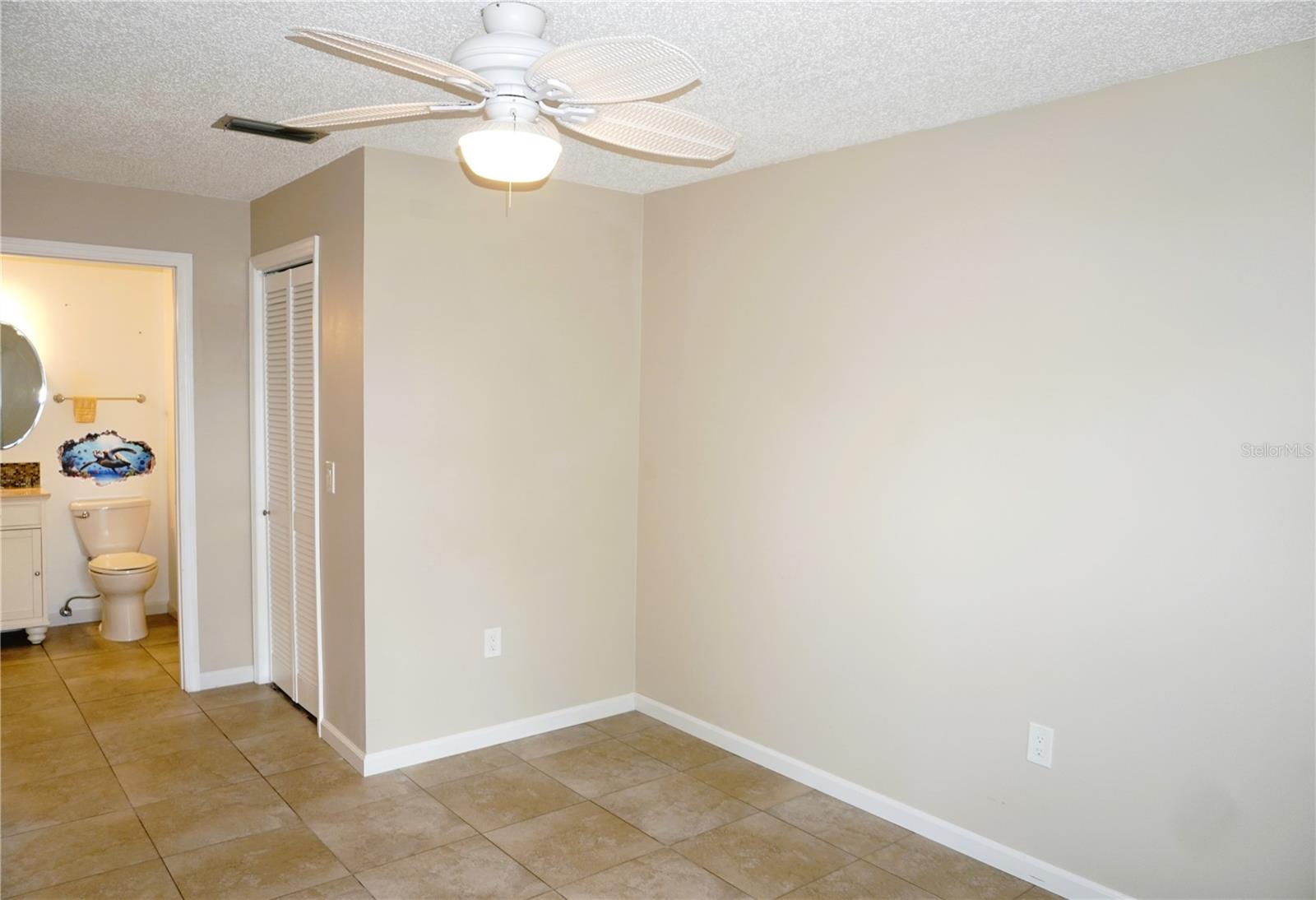 TAHITIAN GARDENS CONDO - Residential