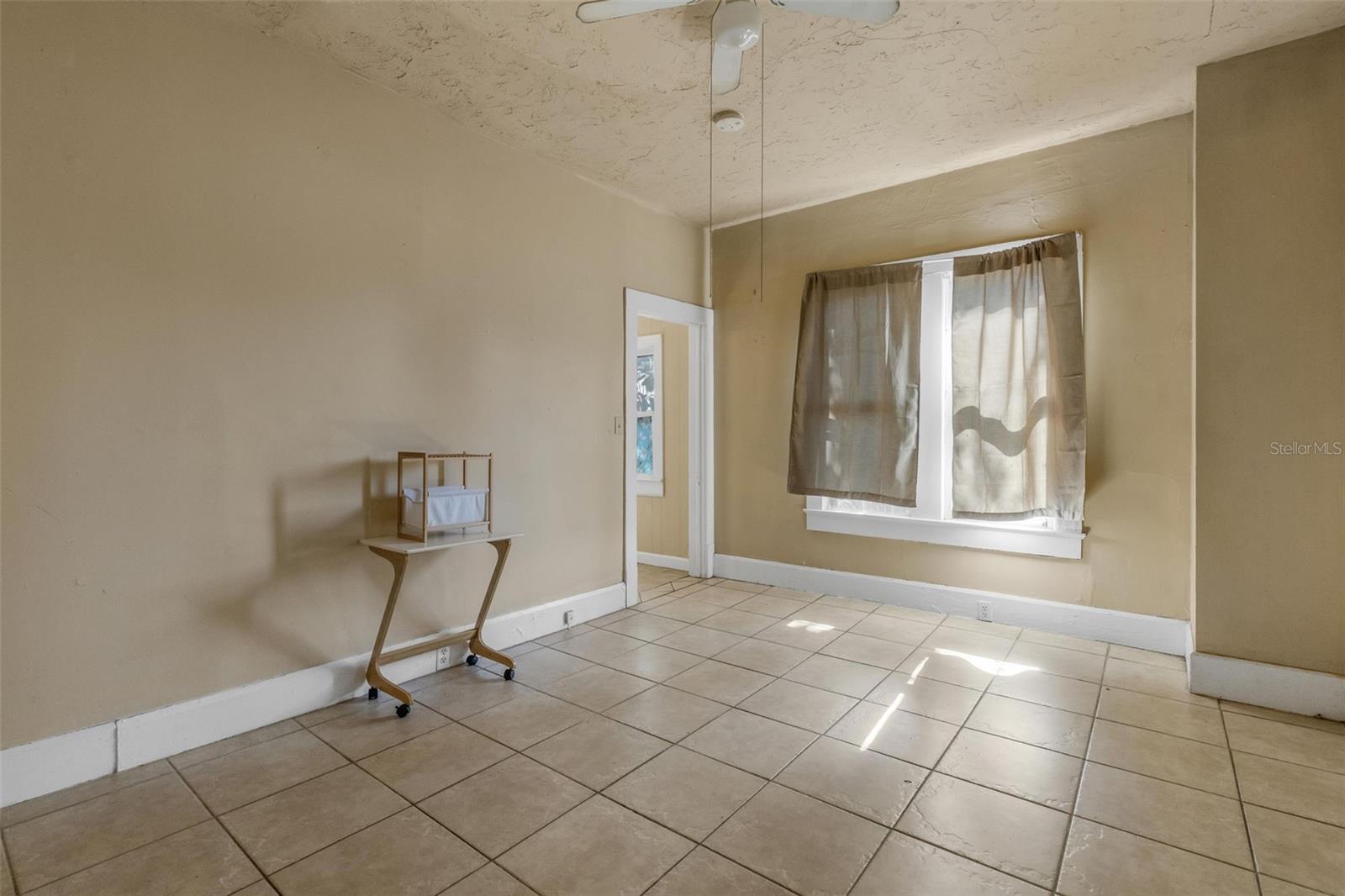 PALM GROVE - Residential Income