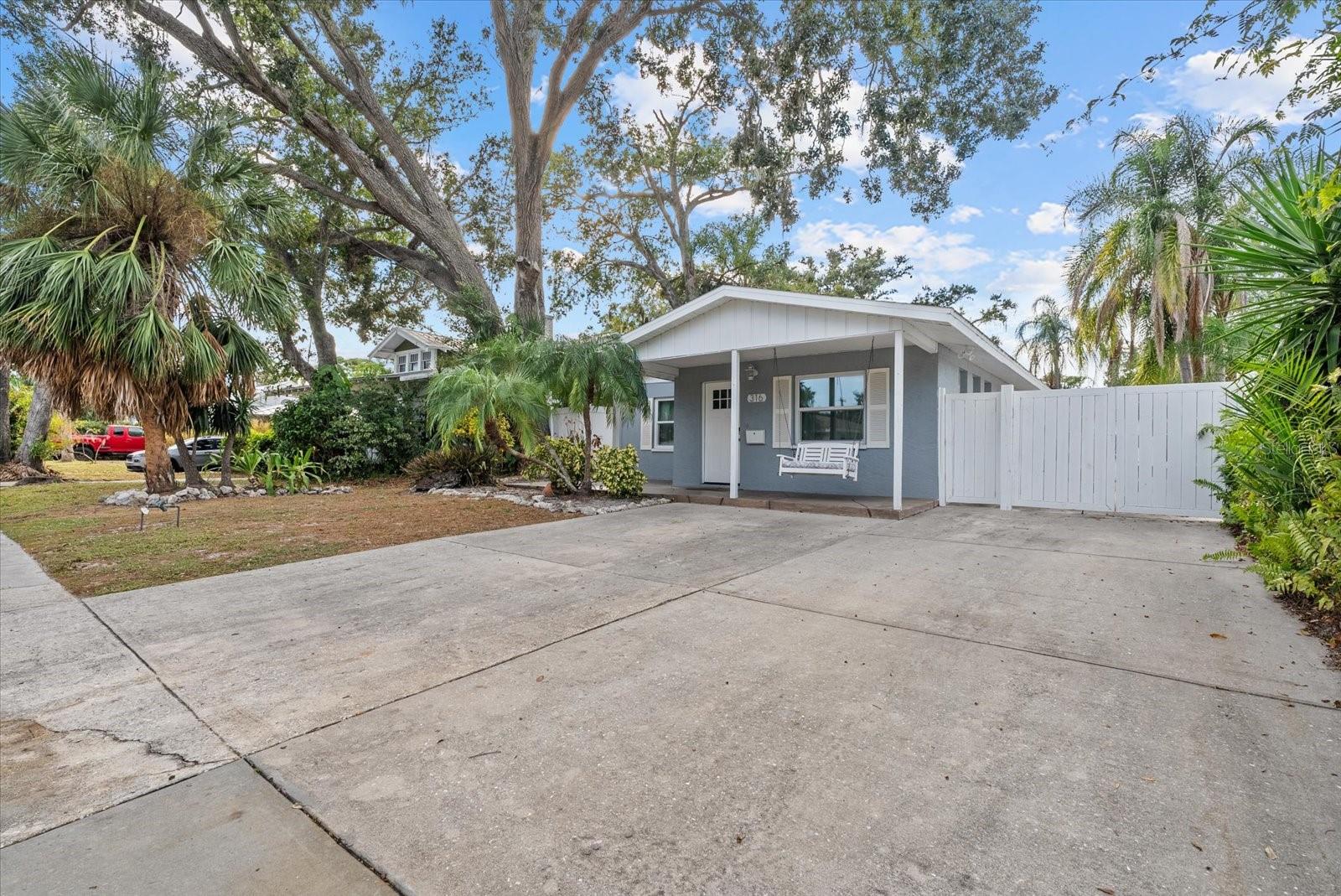 SUNSET TERRACE - Residential