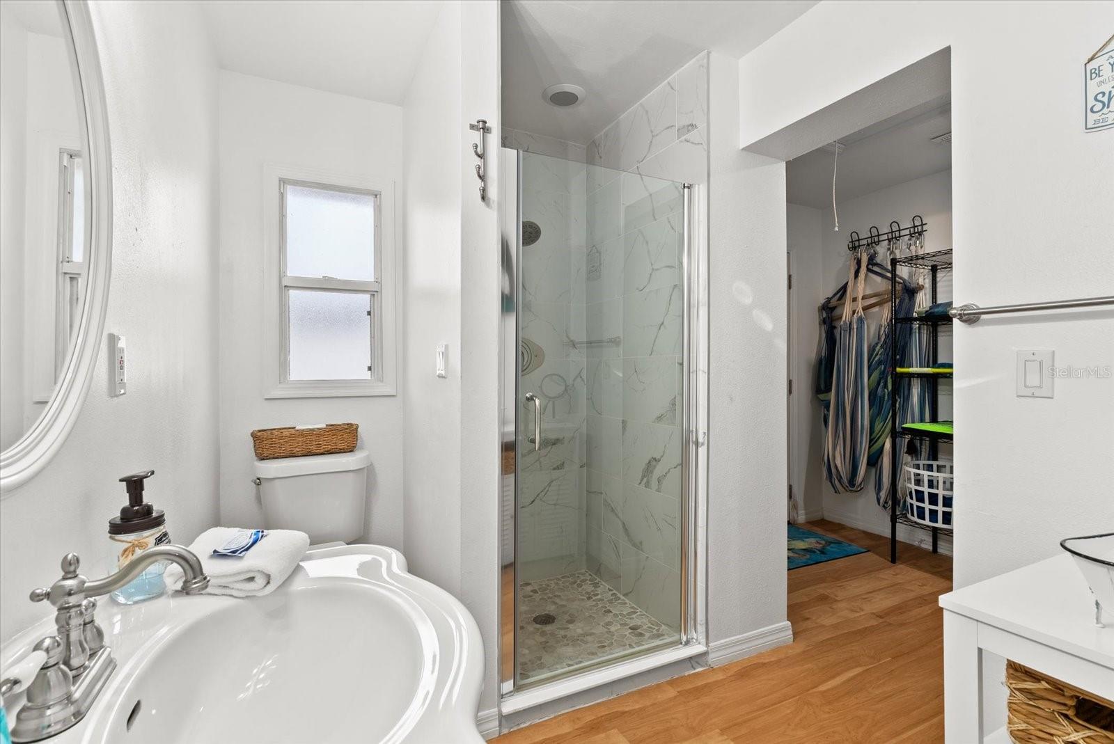 SUNSET TERRACE - Residential