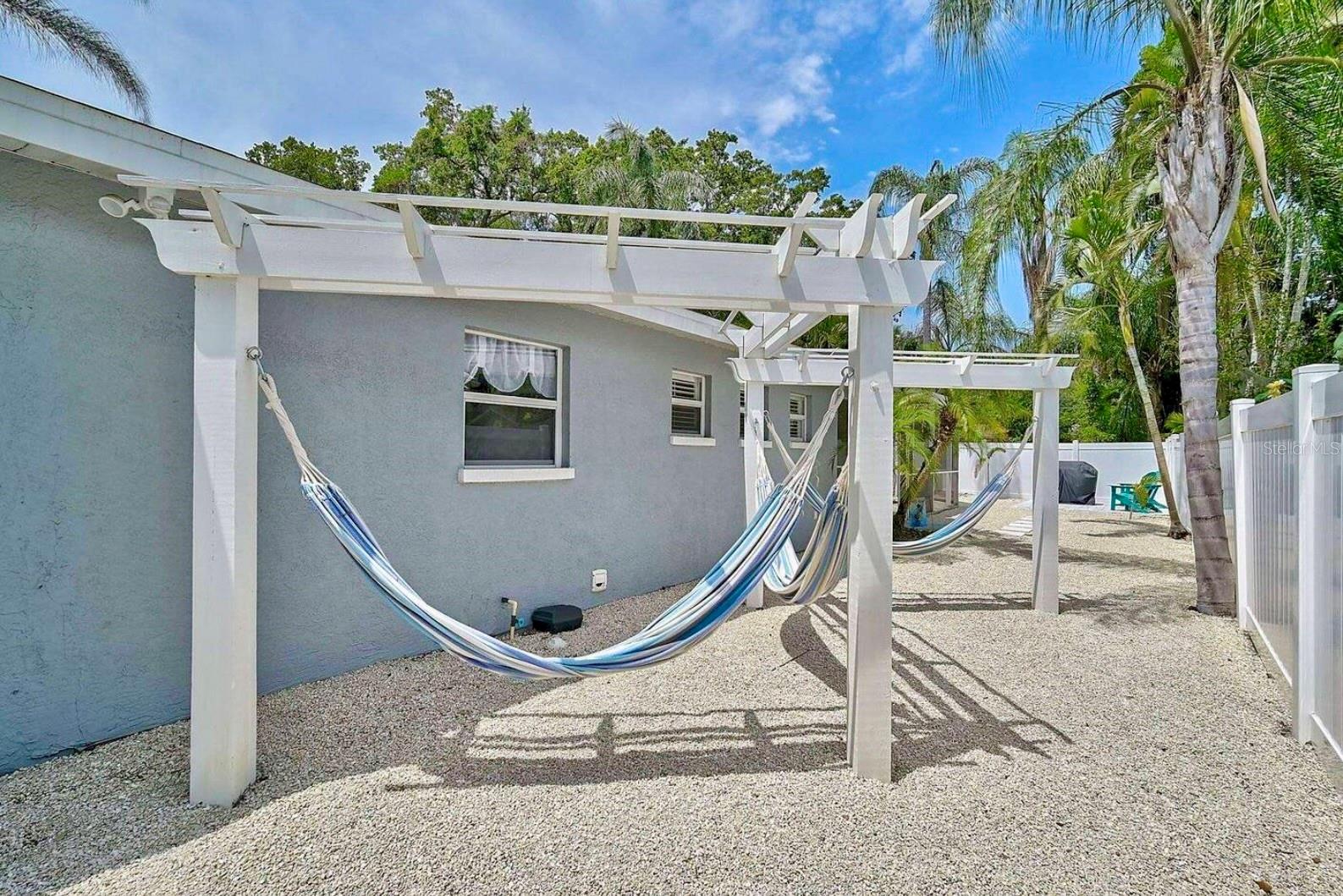 SUNSET TERRACE - Residential