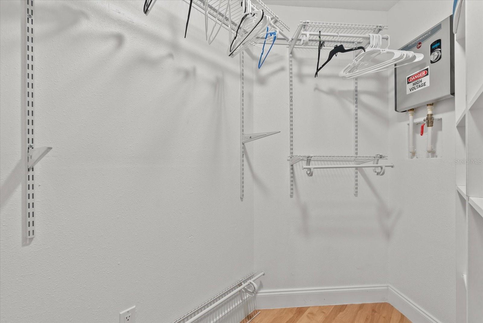 SUNSET TERRACE - Residential