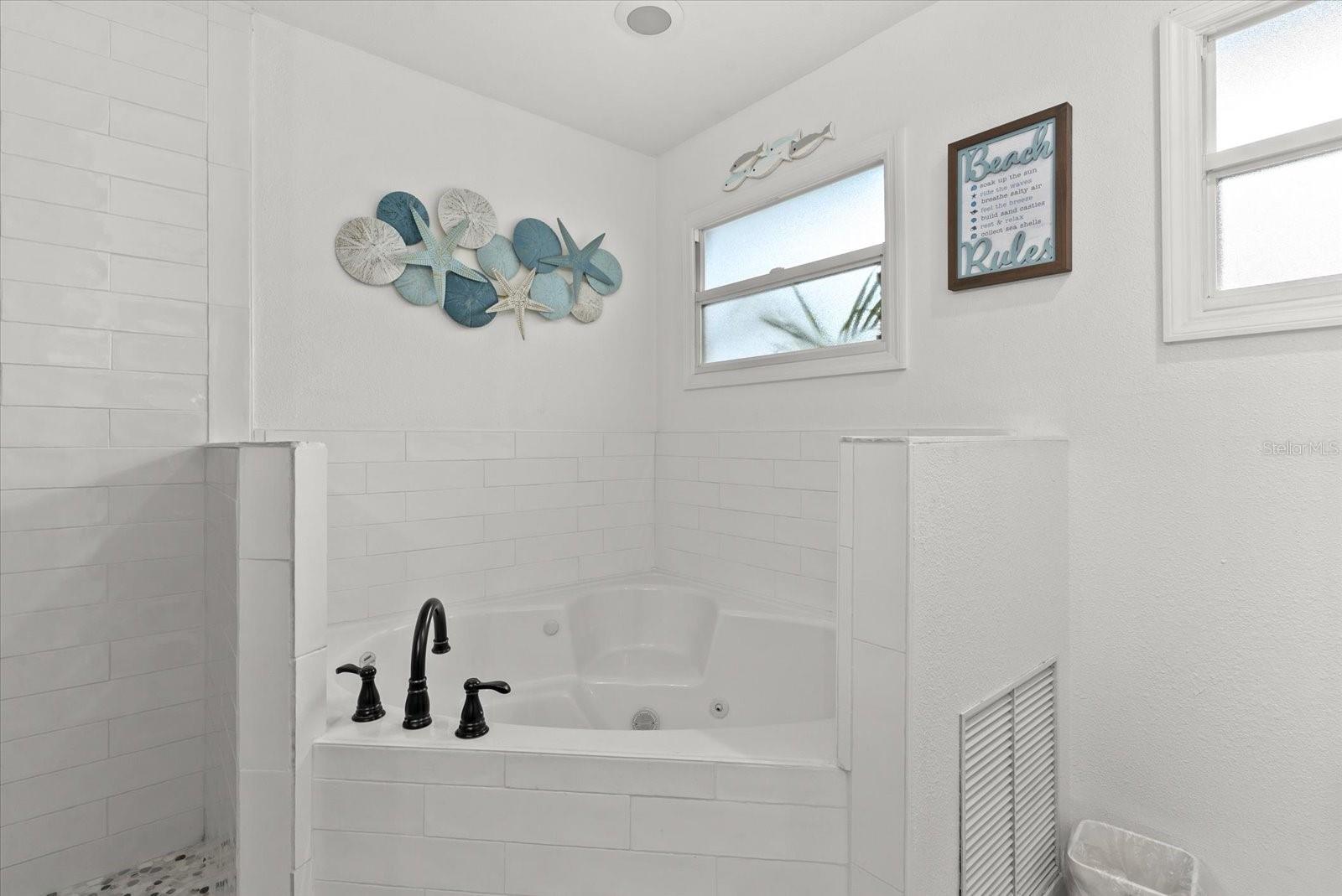 SUNSET TERRACE - Residential