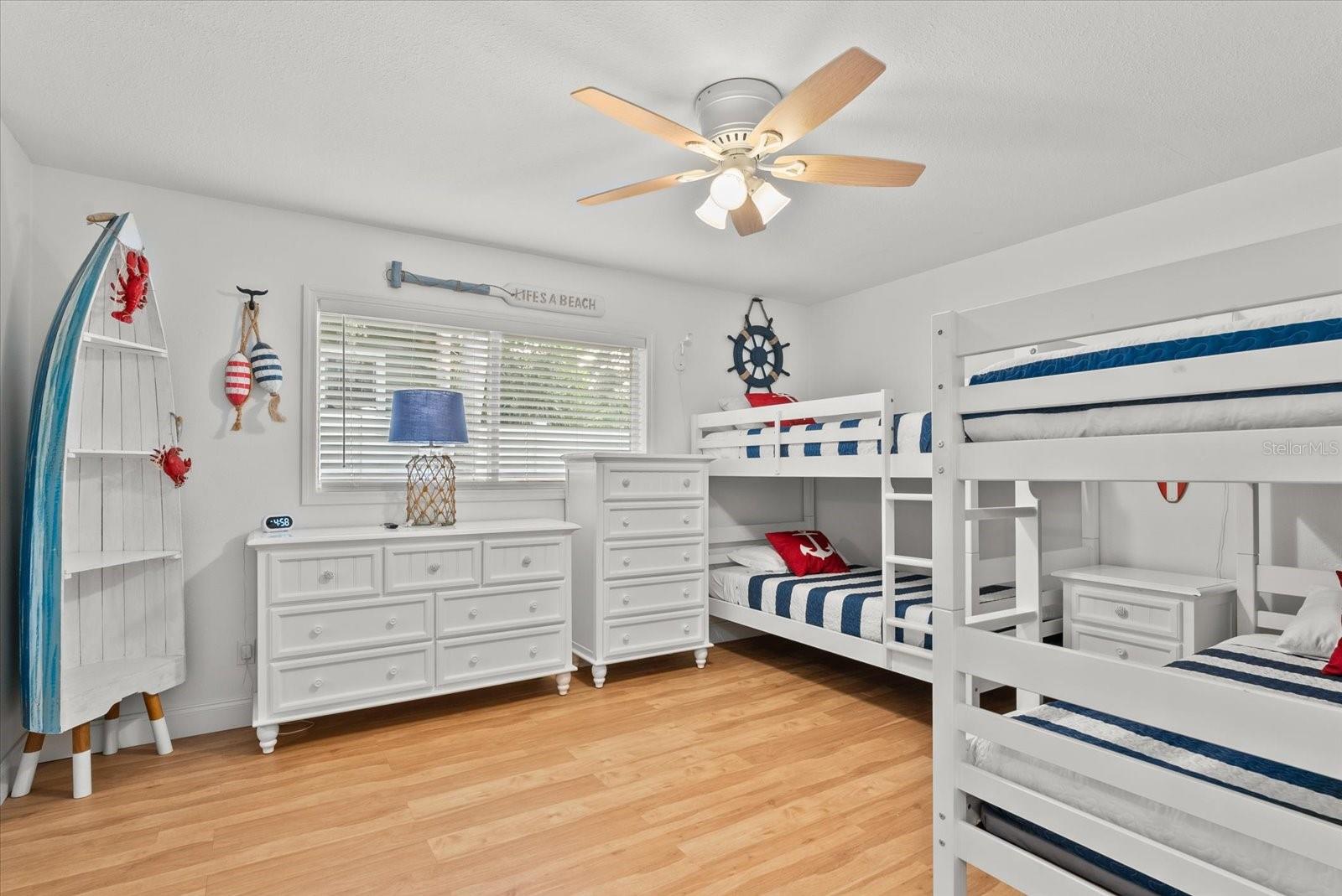 SUNSET TERRACE - Residential