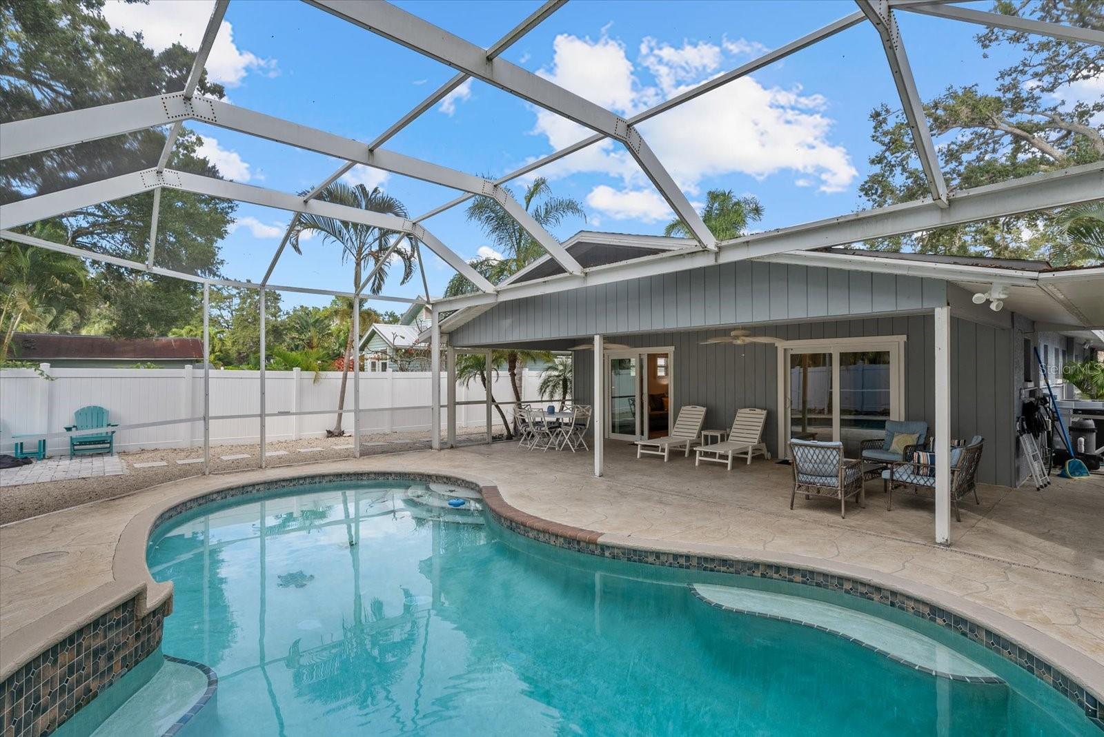 SUNSET TERRACE - Residential