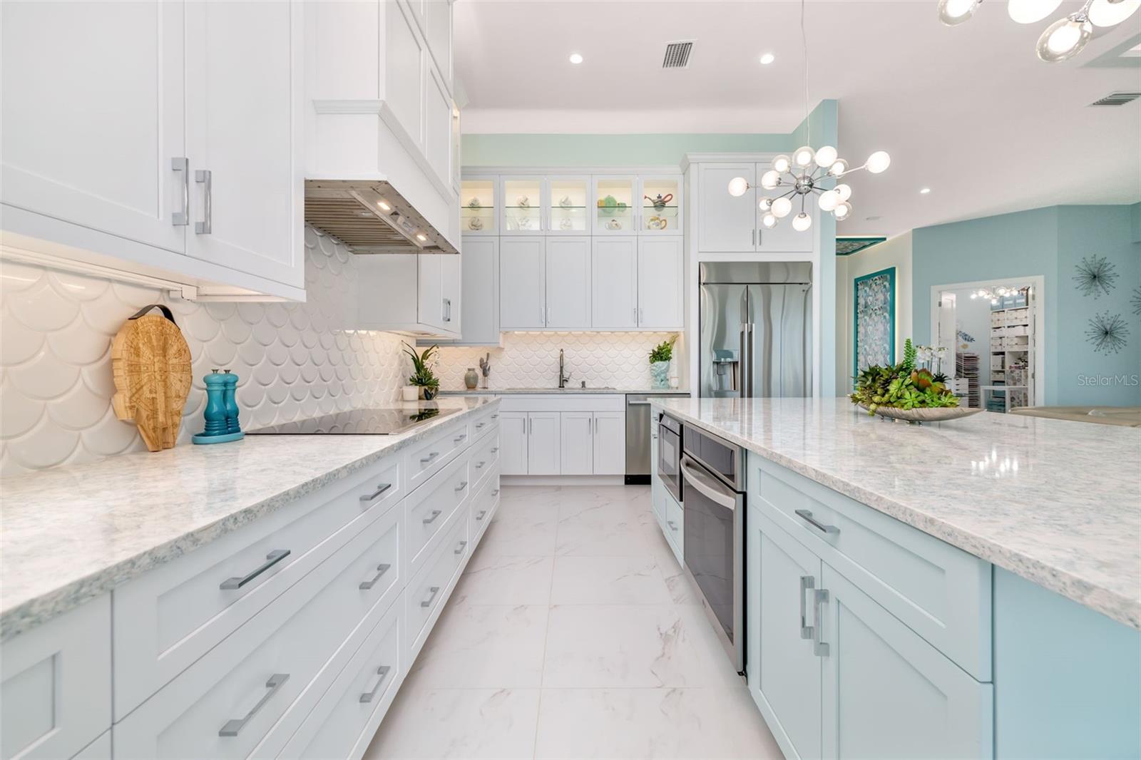 SANCTUARY COVE - Residential