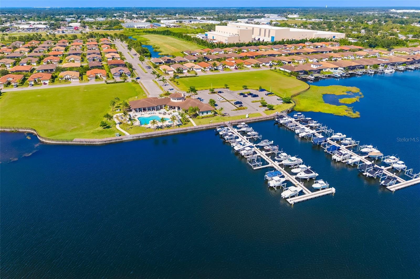 SANCTUARY COVE - Residential