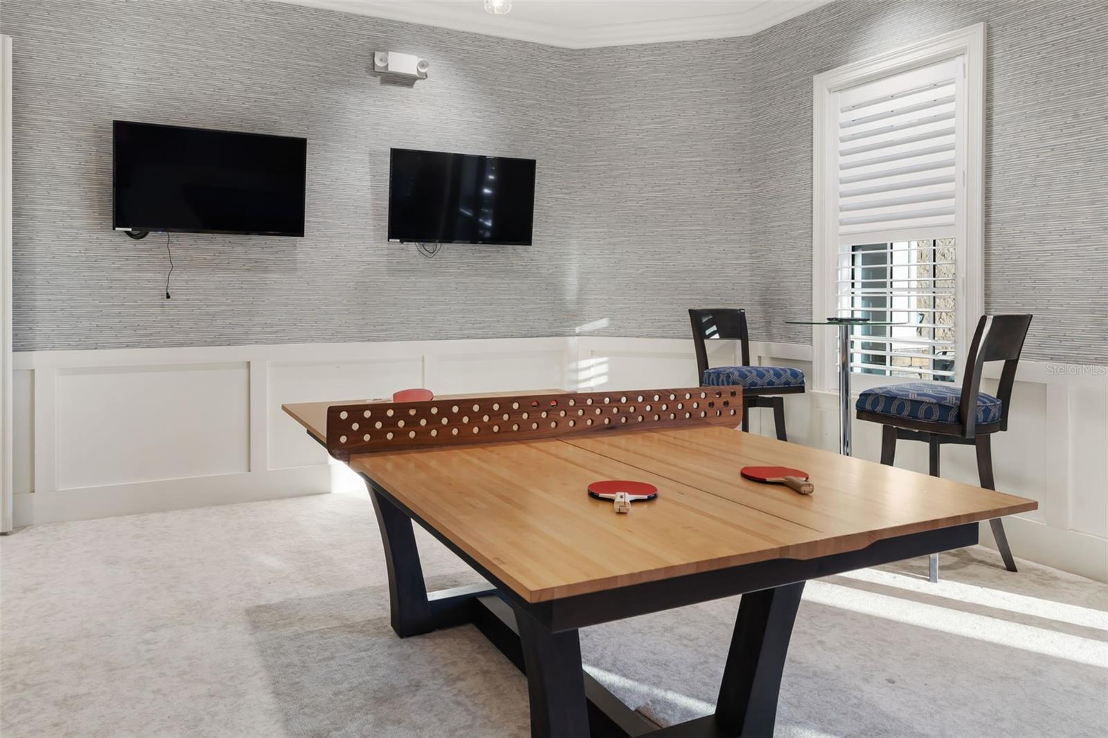 SANCTUARY COVE - Residential