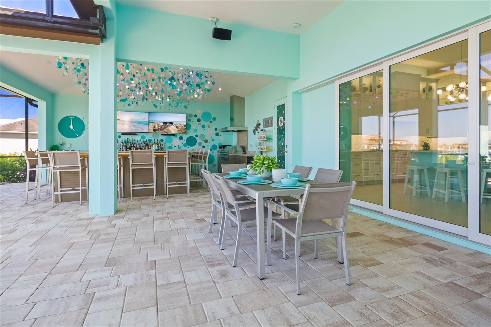 SANCTUARY COVE - Residential
