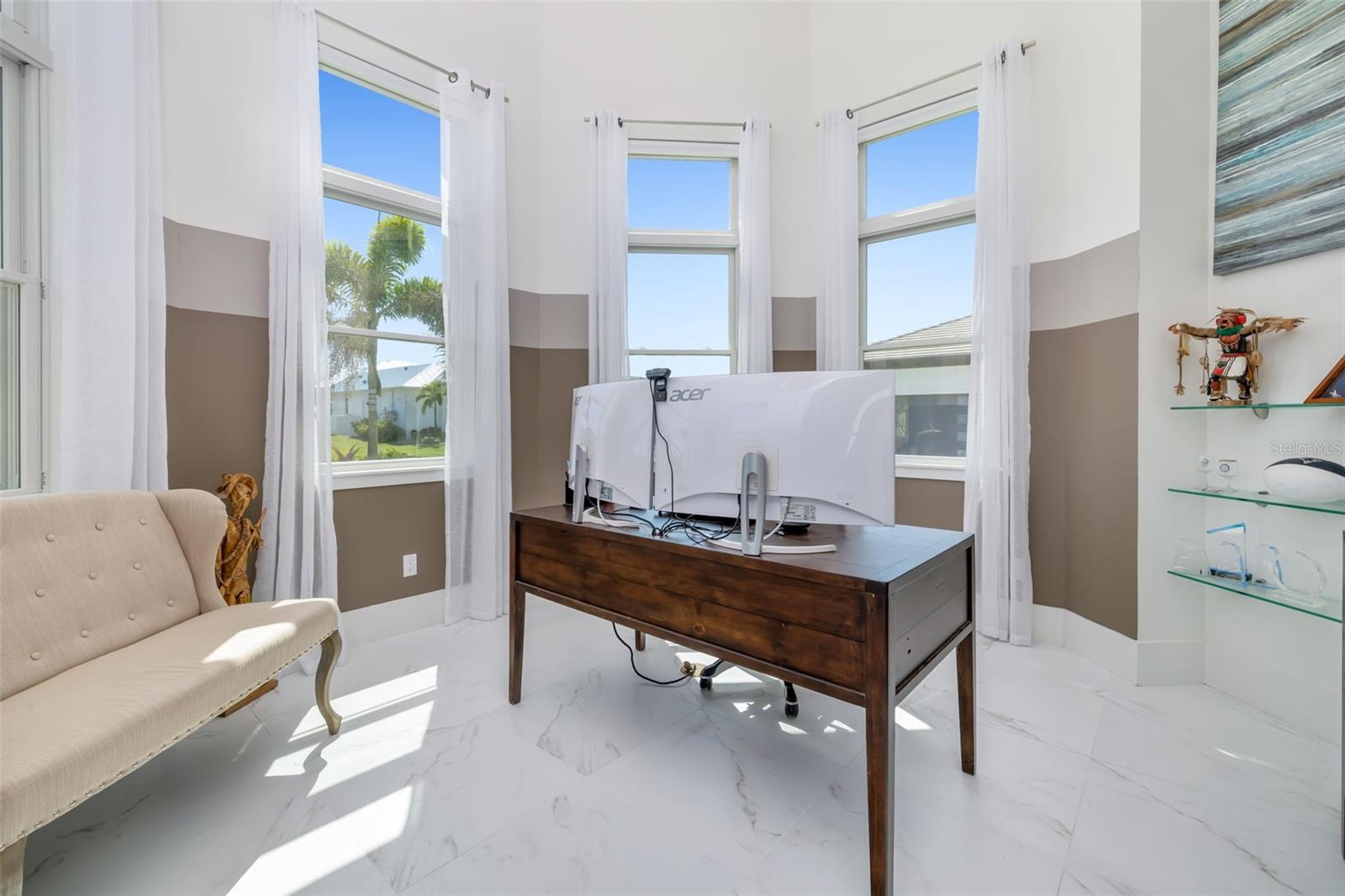 SANCTUARY COVE - Residential