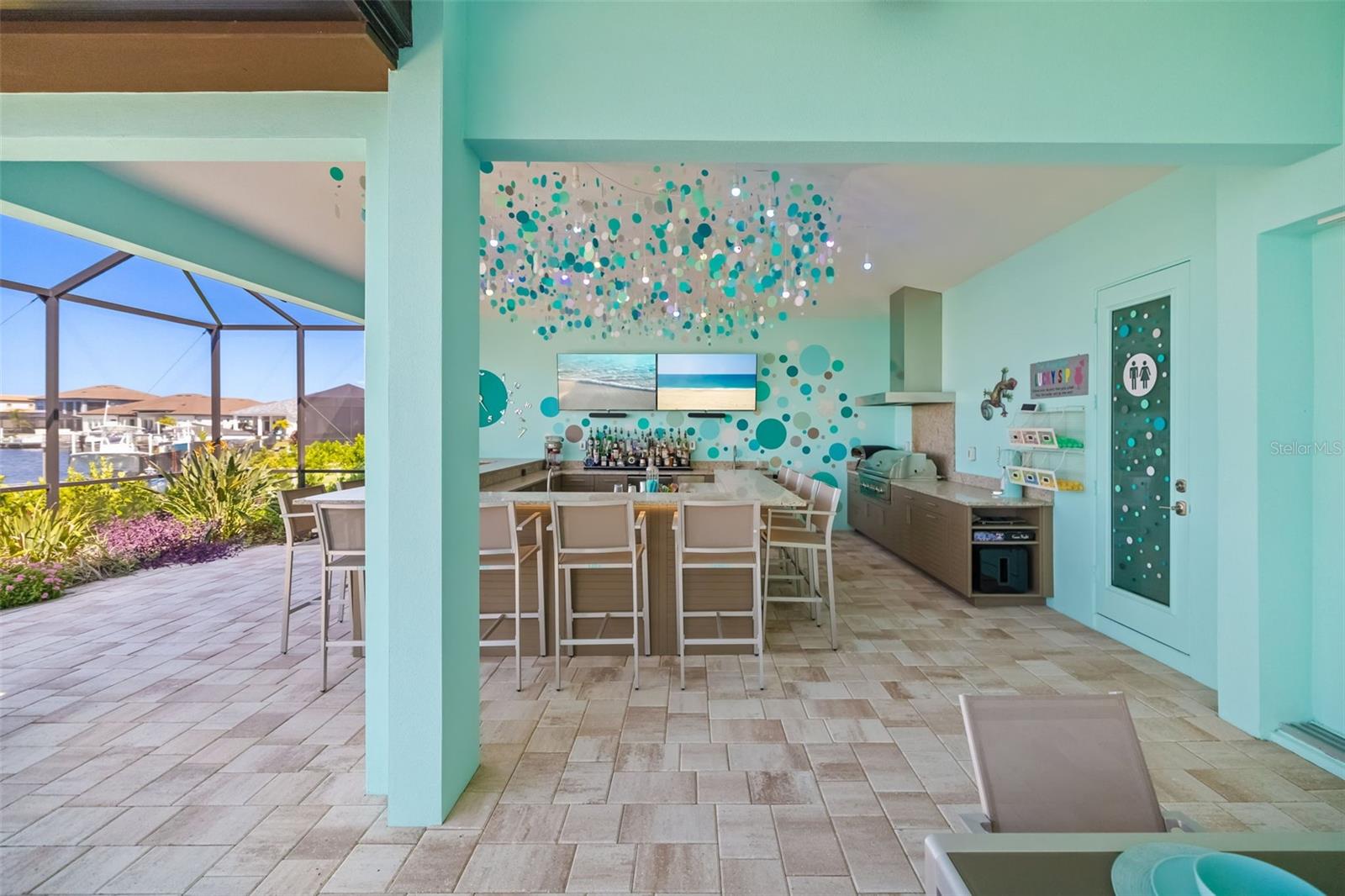 SANCTUARY COVE - Residential