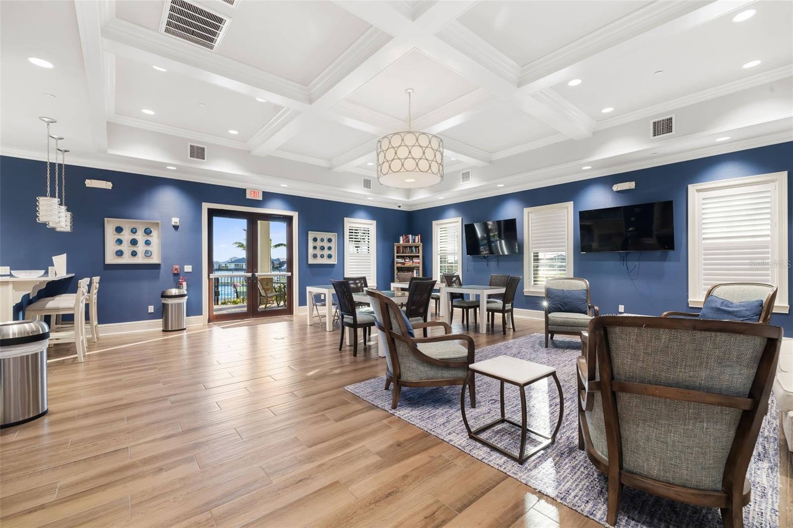 SANCTUARY COVE - Residential