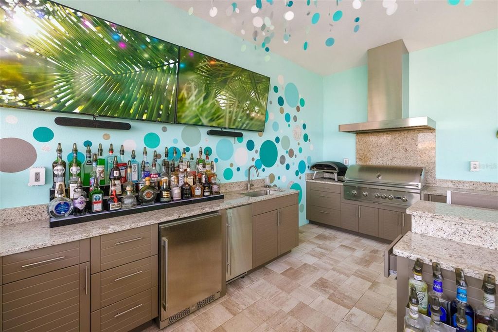 Photo of 1902 4th Street E, Palmetto, FL 34221 (MLS # A4661011)