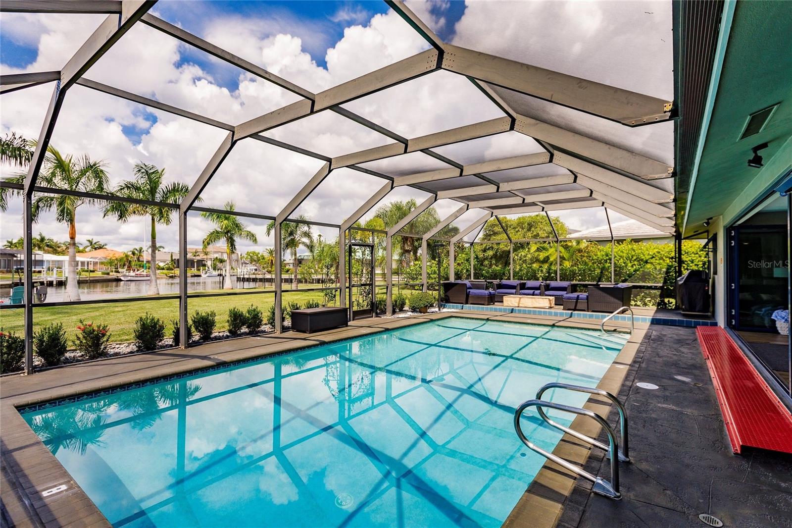 PUNTA GORDA ISLES SEC 04 - Residential