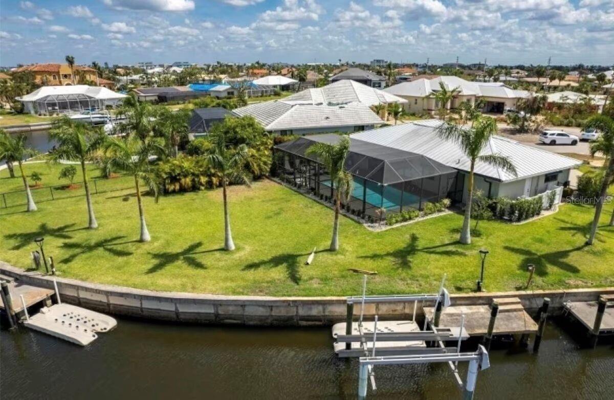 PUNTA GORDA ISLES SEC 04 - Residential