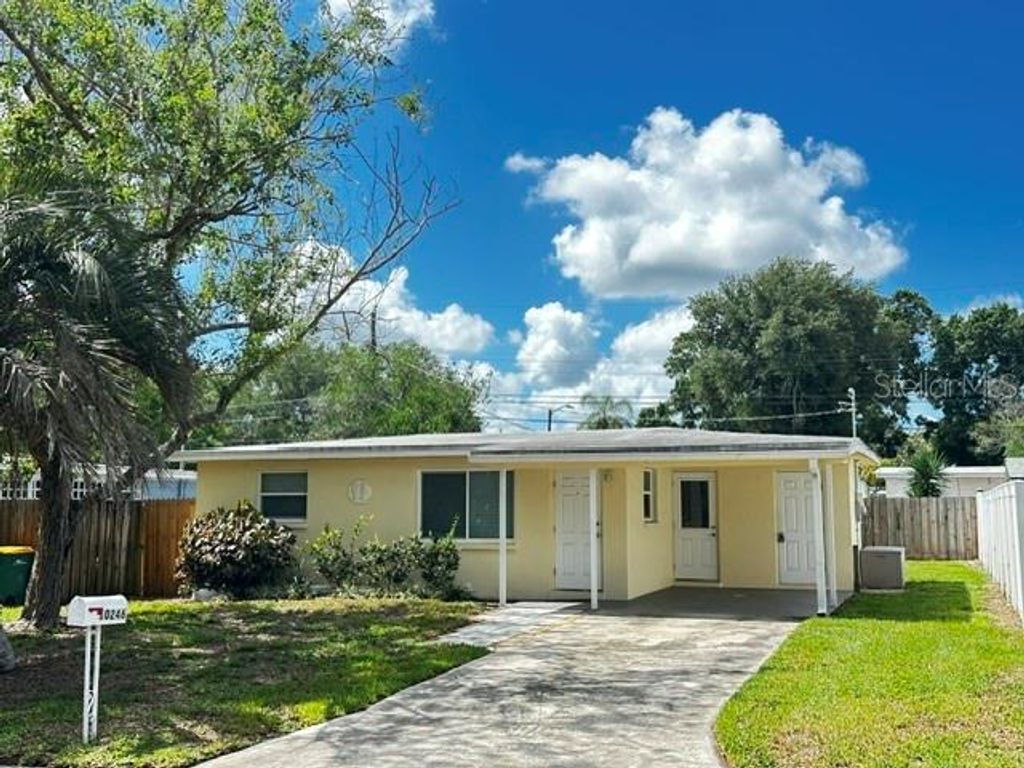 Photo of 10246 117th Drive, Largo, FL 33773 (MLS # TB8506976)