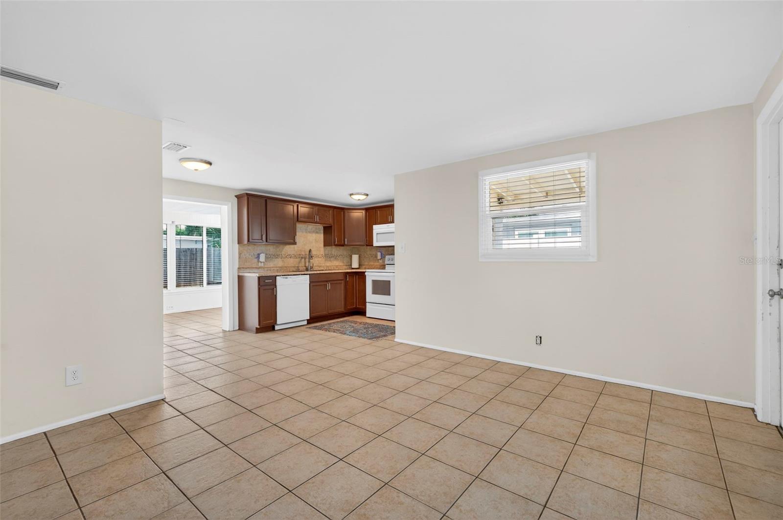 ORANGE LAKE VILLAGE - Residential