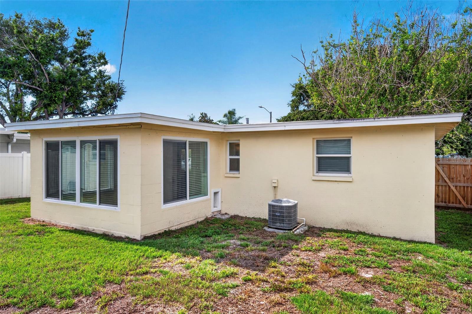 ORANGE LAKE VILLAGE - Residential