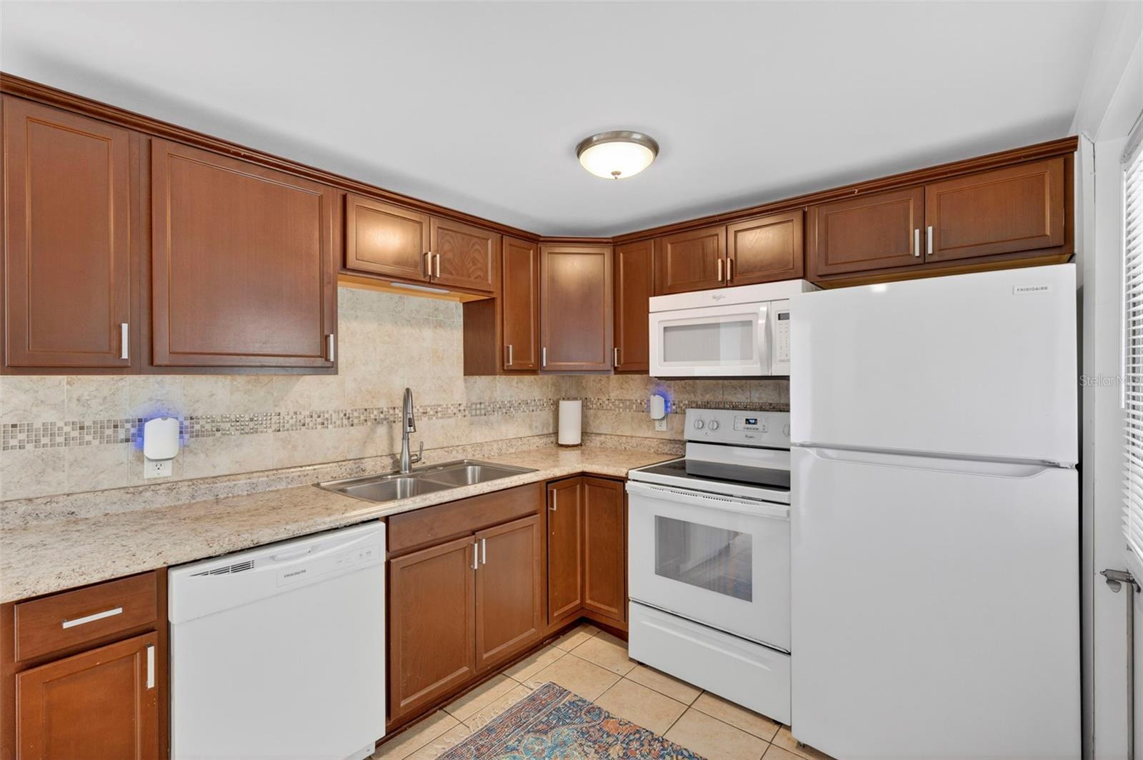 ORANGE LAKE VILLAGE - Residential