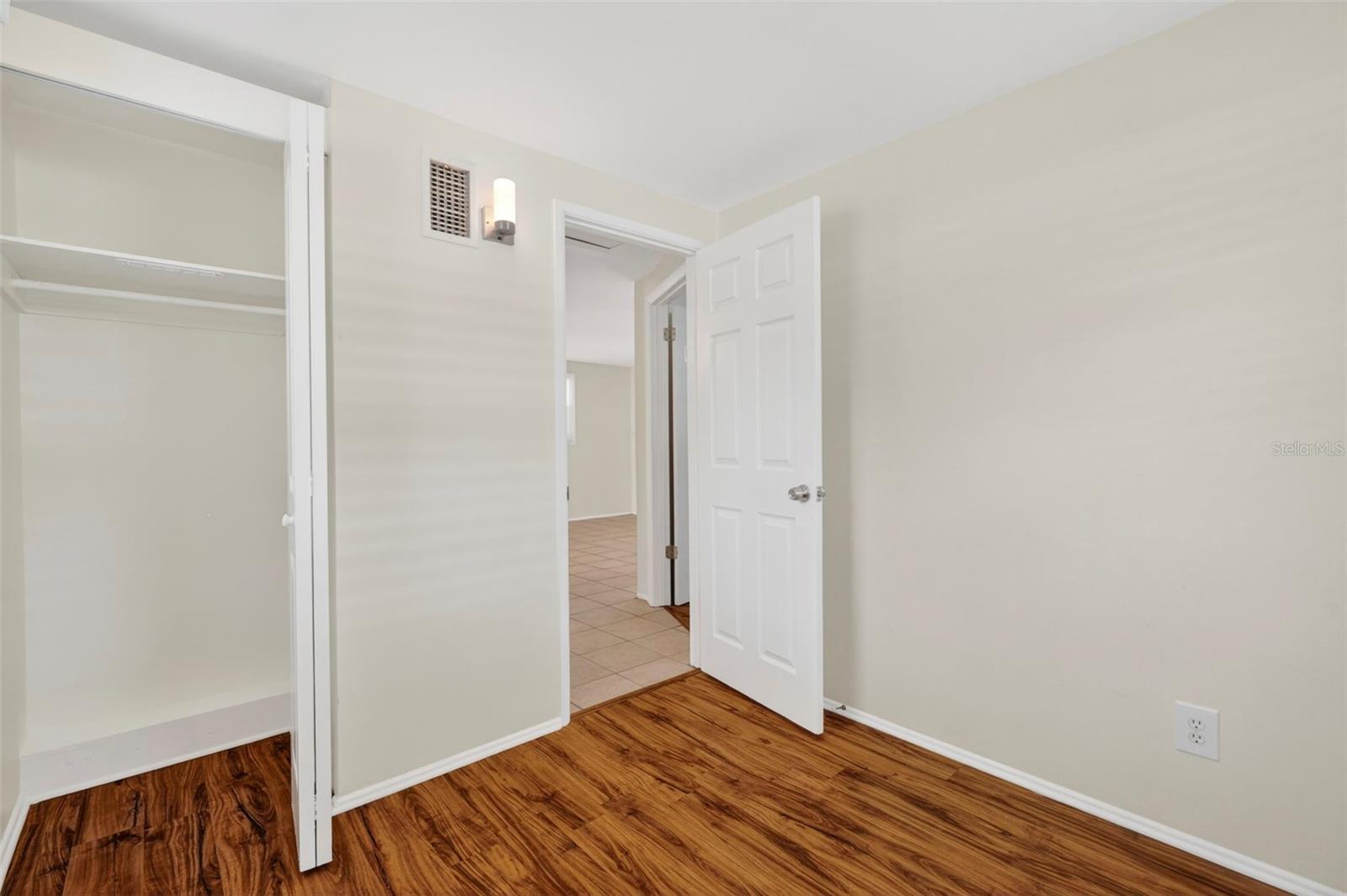 ORANGE LAKE VILLAGE - Residential