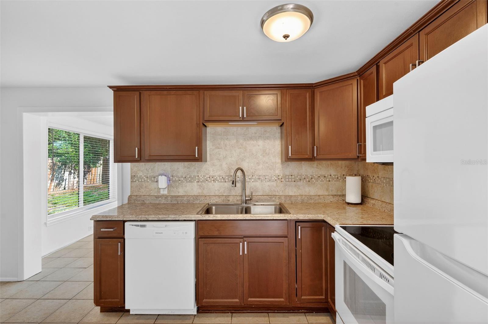 ORANGE LAKE VILLAGE - Residential