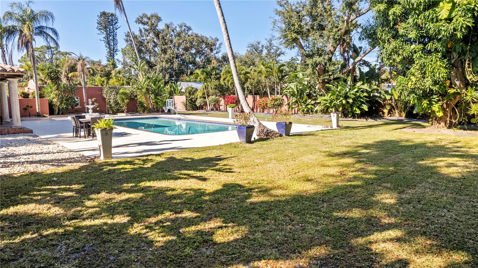 PALMA SOLA PARK - Residential