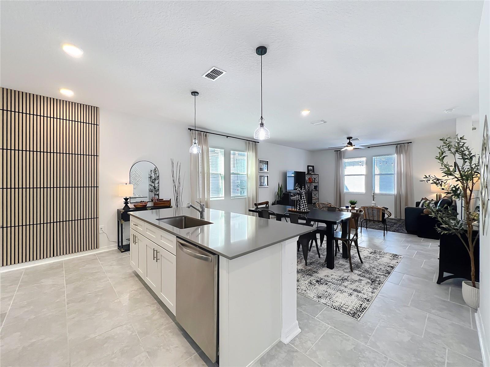 GOLDEN ORCHARD - Residential