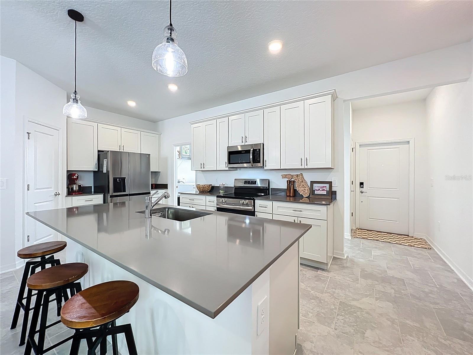 GOLDEN ORCHARD - Residential