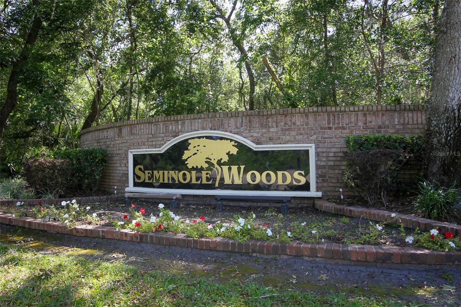 SEMINOLE WOODS 5 AC DEV - Residential