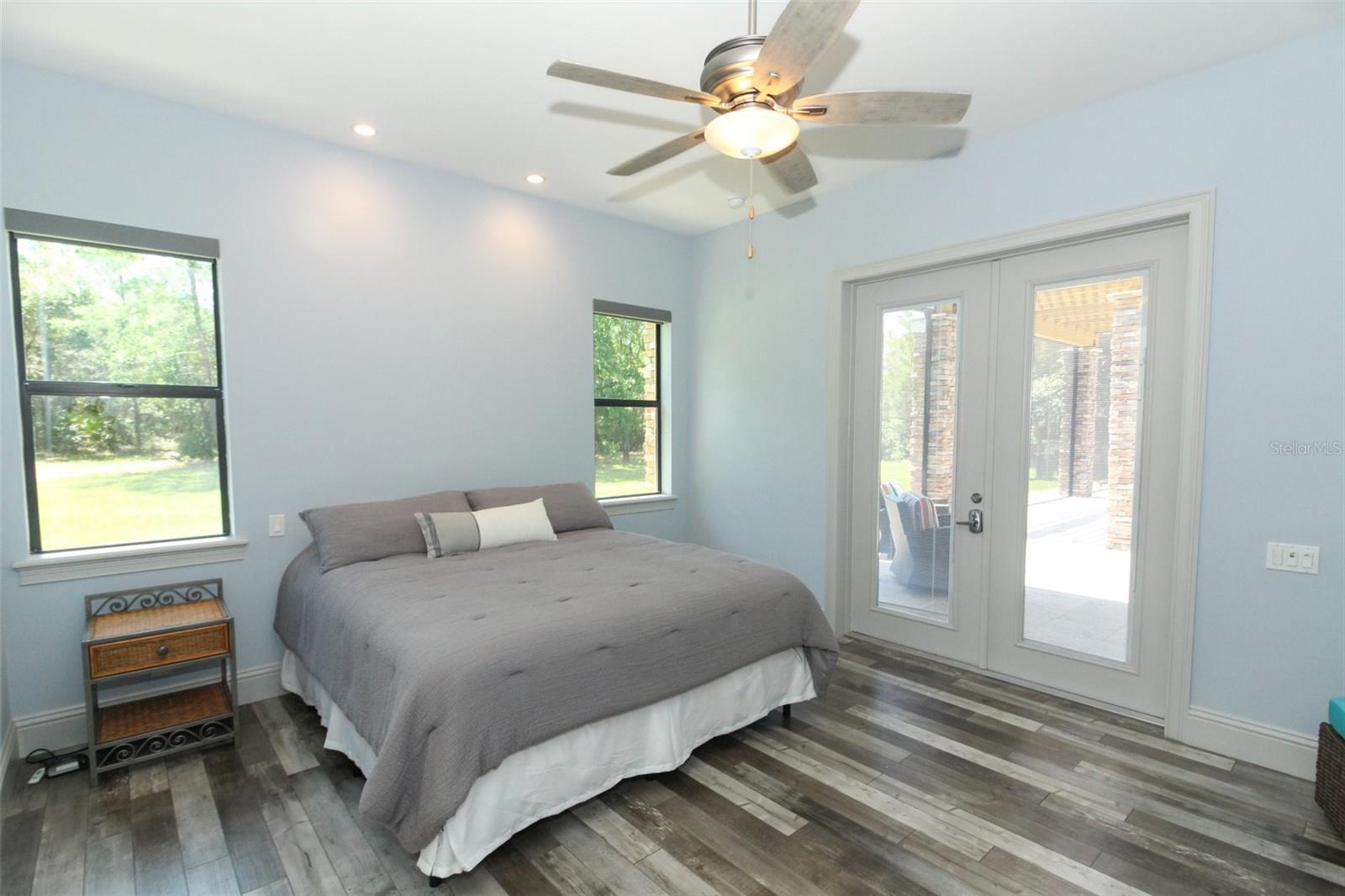 SEMINOLE WOODS 5 AC DEV - Residential