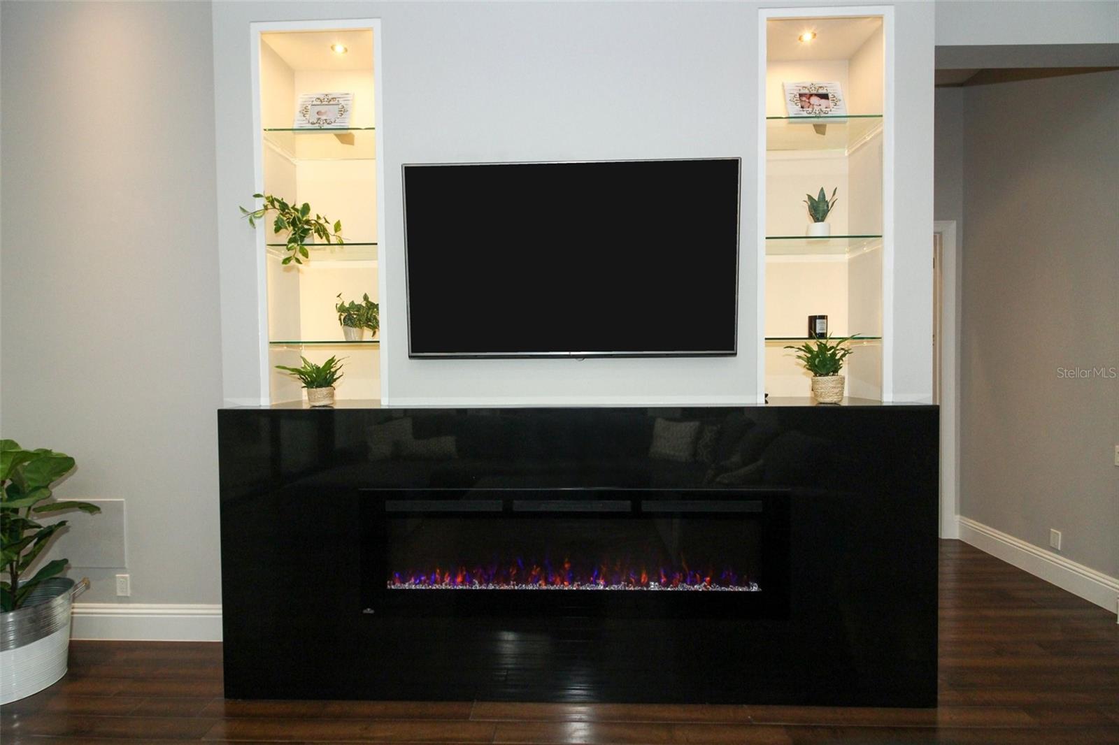 SEMINOLE WOODS 5 AC DEV - Residential