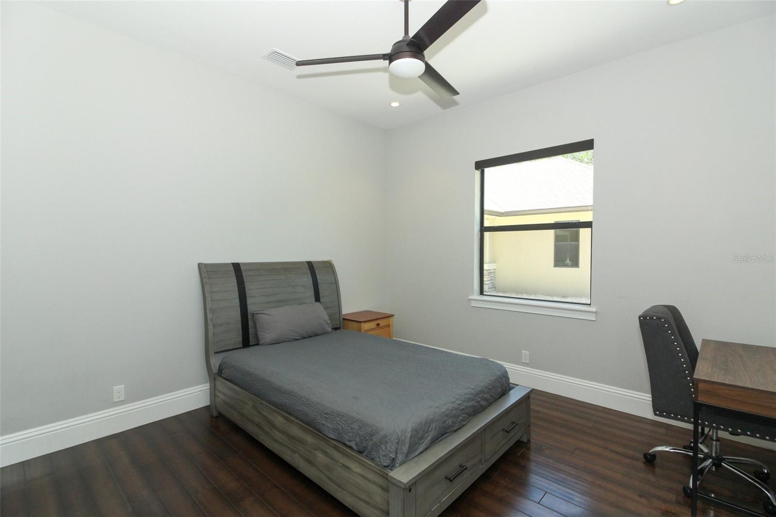 SEMINOLE WOODS 5 AC DEV - Residential