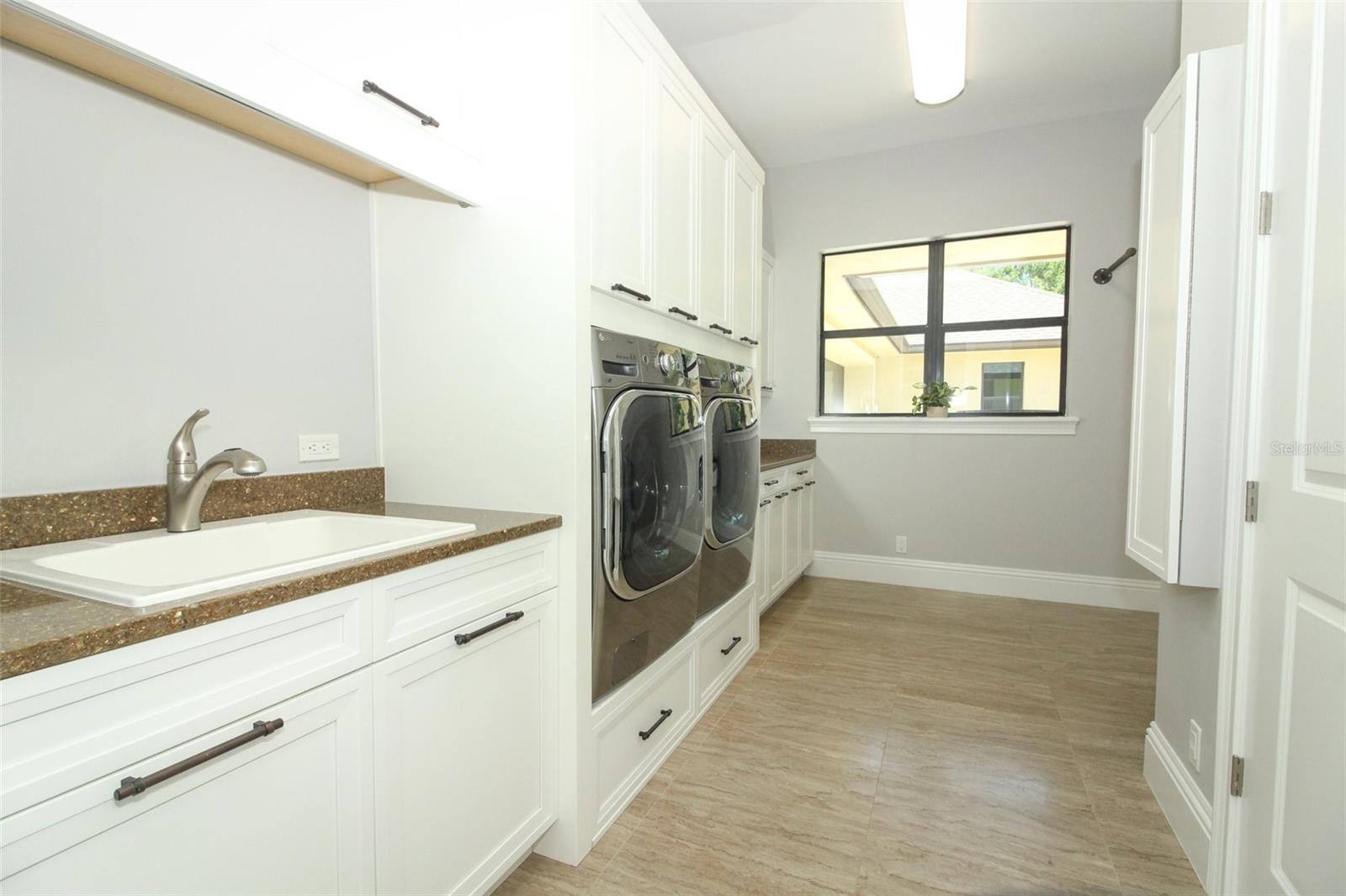 SEMINOLE WOODS 5 AC DEV - Residential