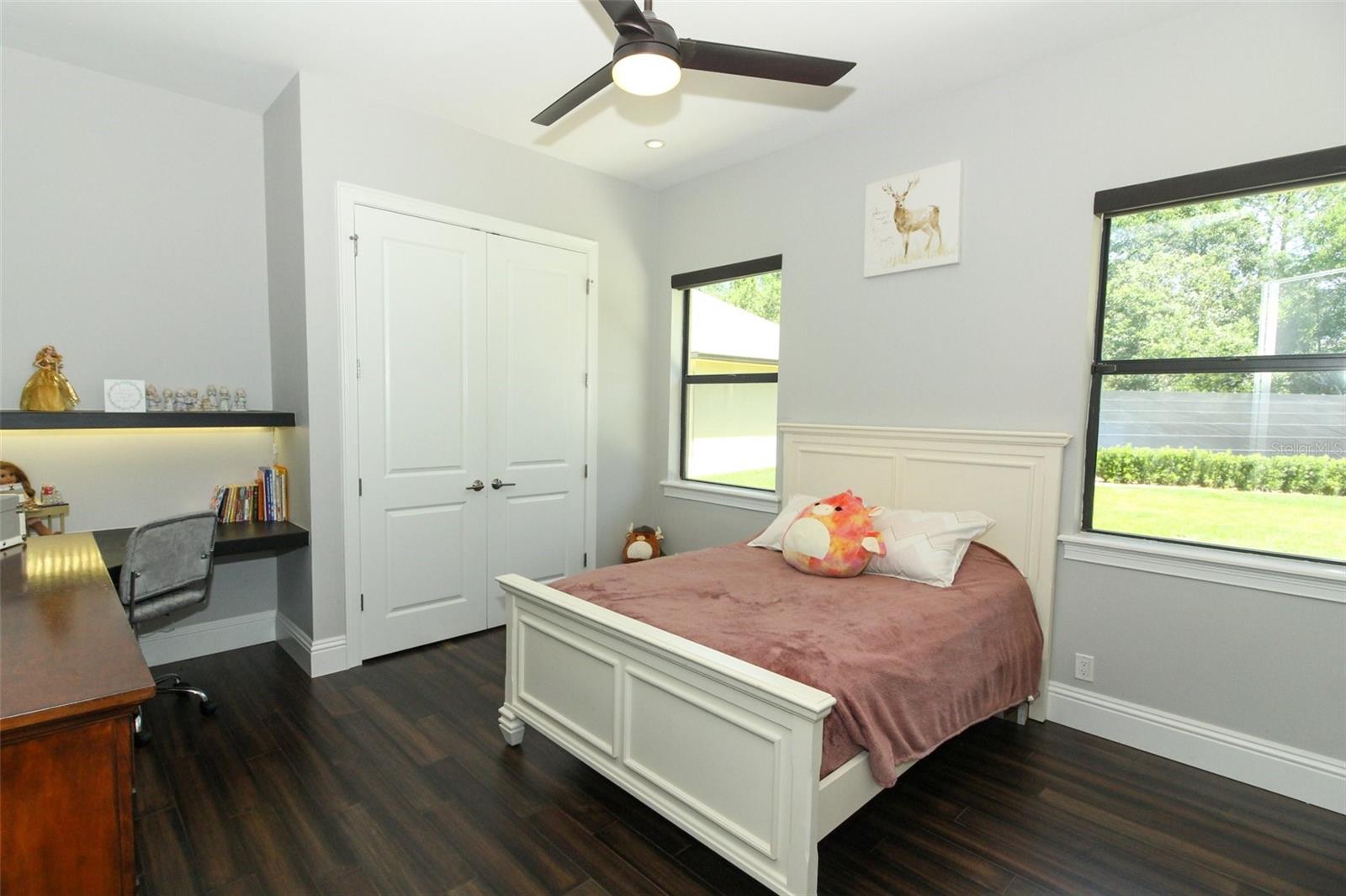 SEMINOLE WOODS 5 AC DEV - Residential