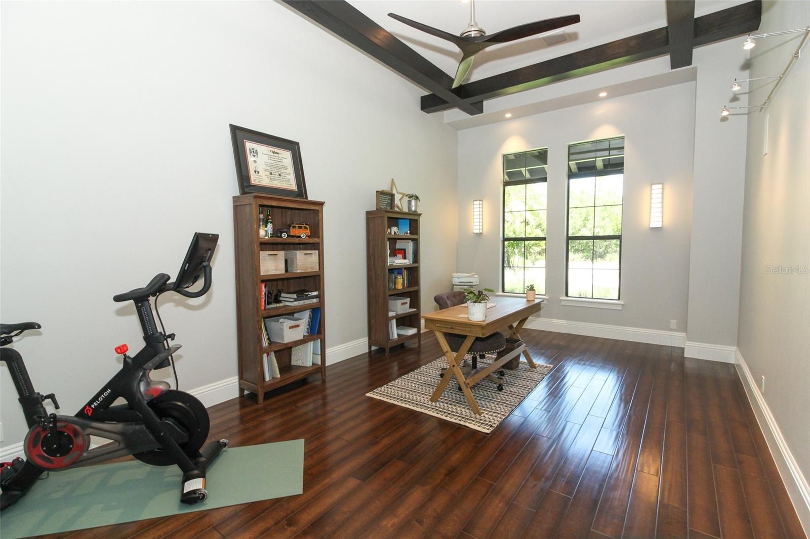 SEMINOLE WOODS 5 AC DEV - Residential