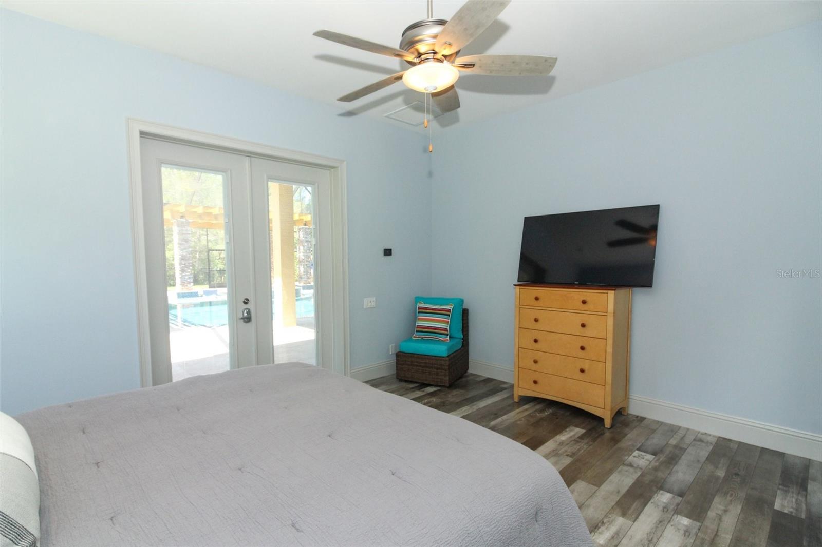 SEMINOLE WOODS 5 AC DEV - Residential