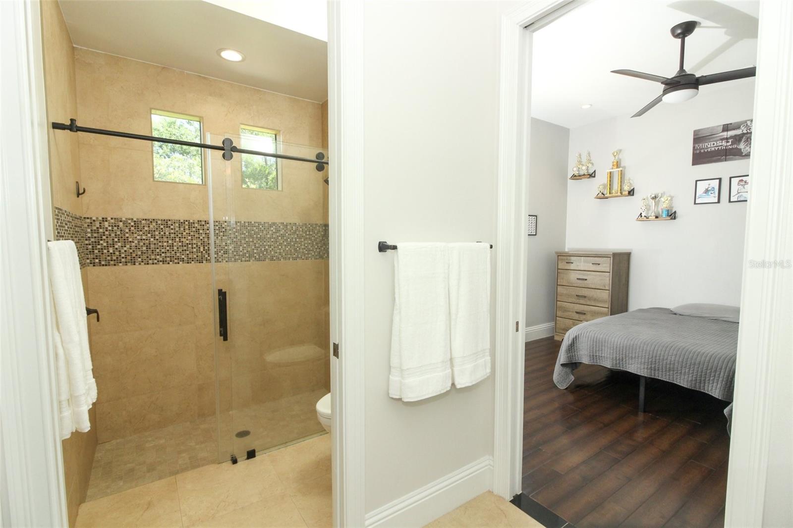 SEMINOLE WOODS 5 AC DEV - Residential