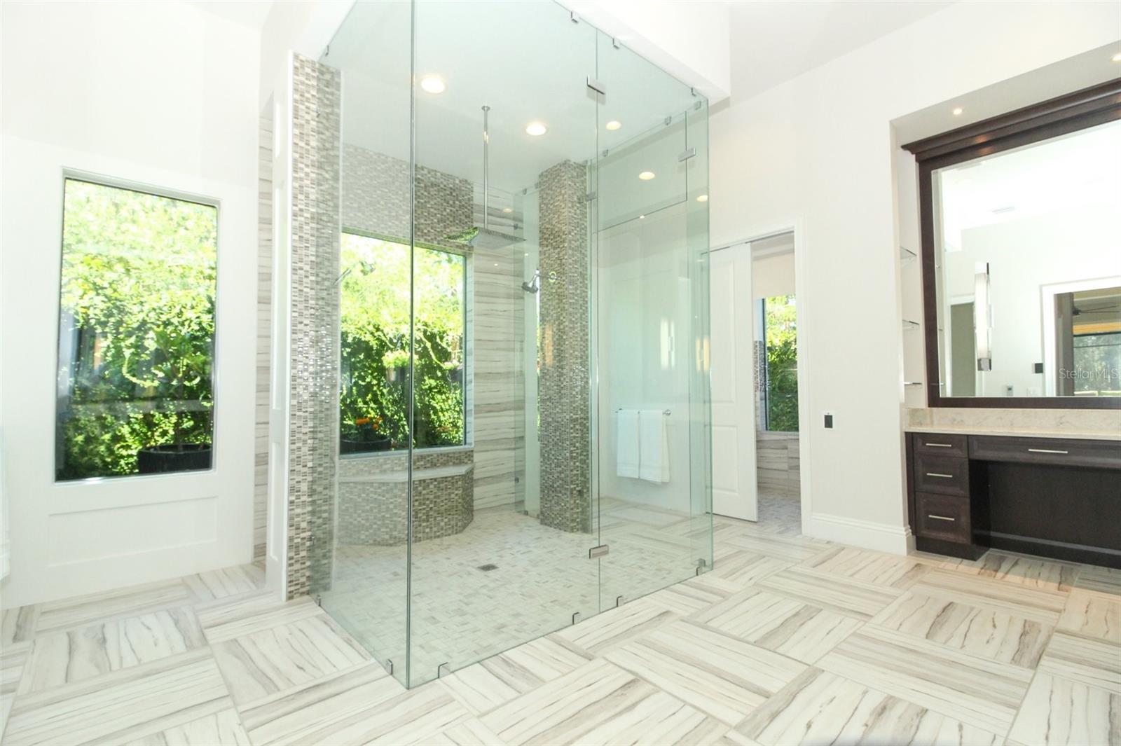 SEMINOLE WOODS 5 AC DEV - Residential