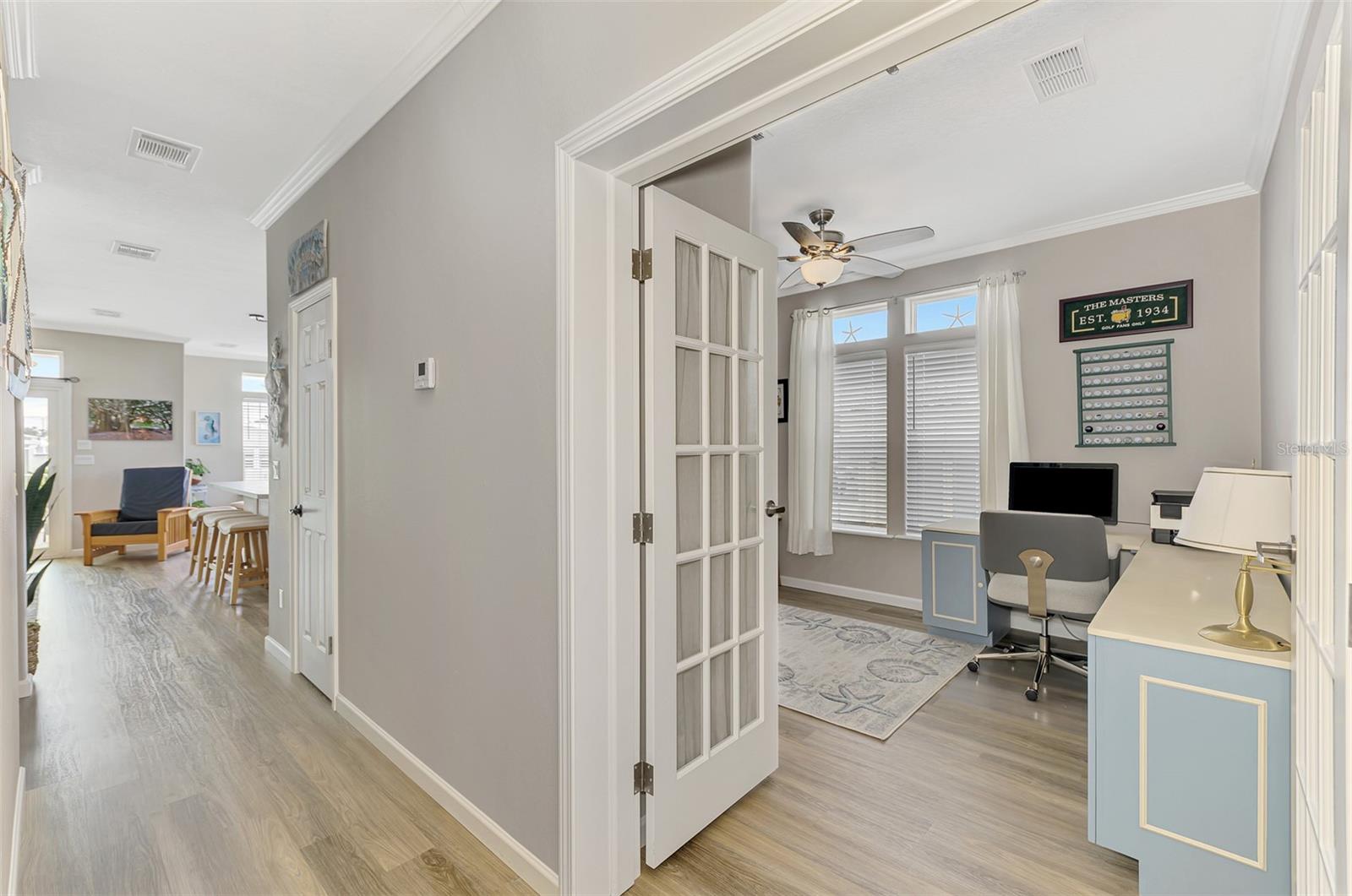 COUNTRY CLUB ESTATES - Residential