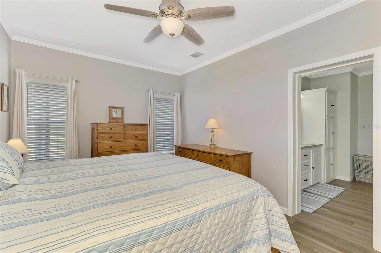 COUNTRY CLUB ESTATES - Residential