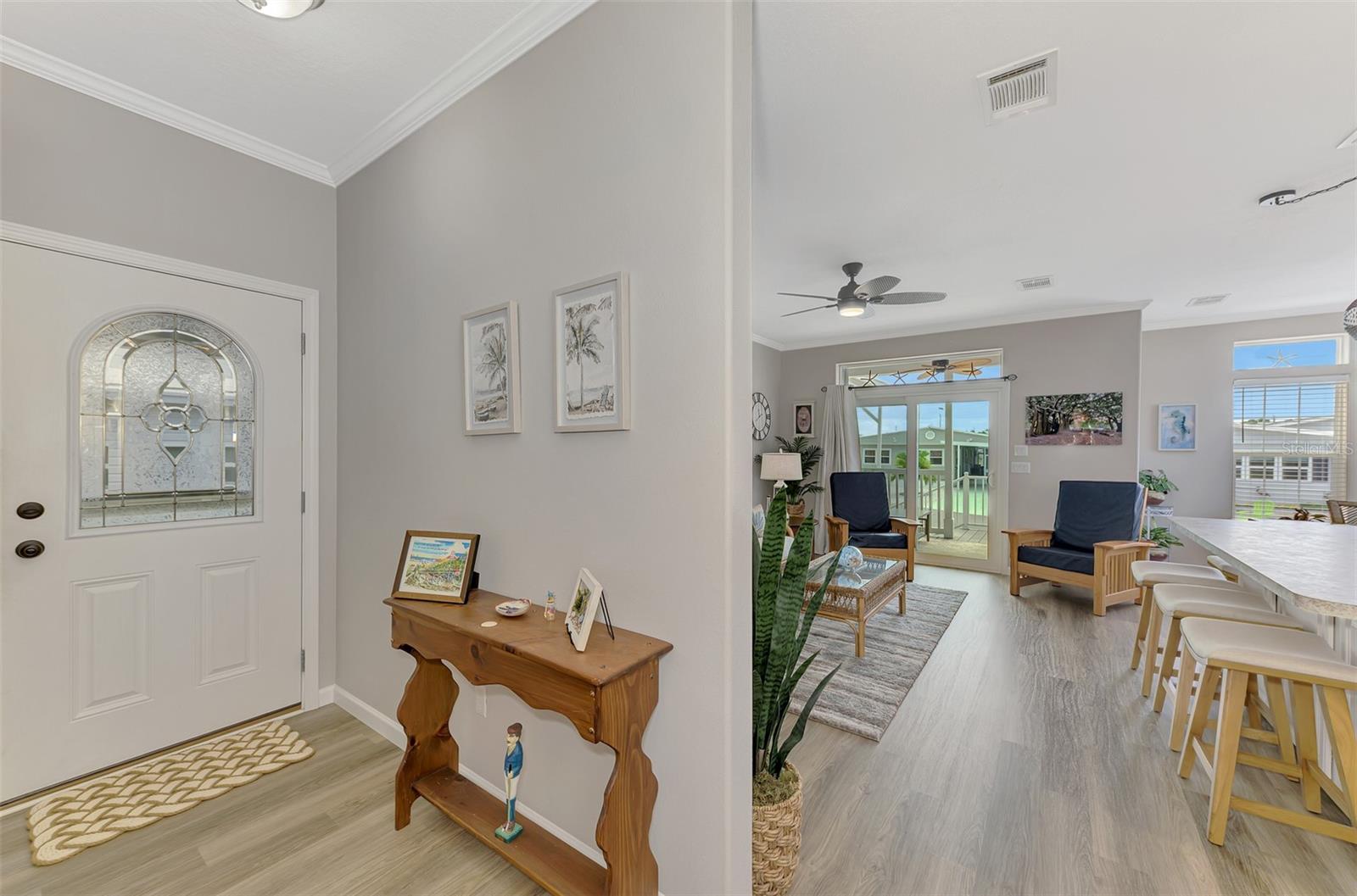 COUNTRY CLUB ESTATES - Residential